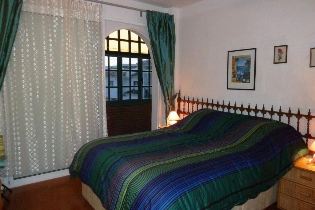 شقة Laegenhet Med Fantastisk Utsikt In Riviera Del Sol ميخاس المظهر الخارجي الصورة